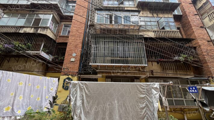 冷冻厂职工宿舍外景图