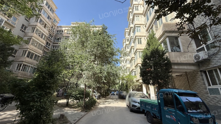 明仁花苑外景图