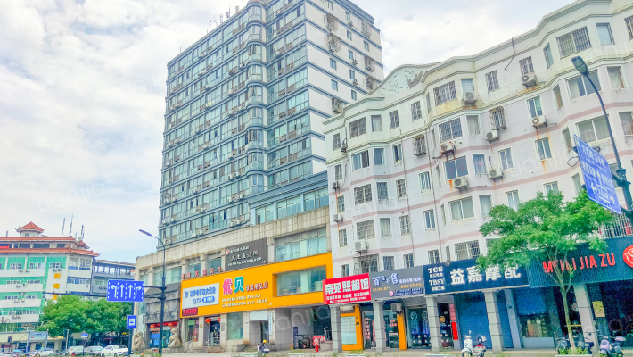 锦绣大厦外景图