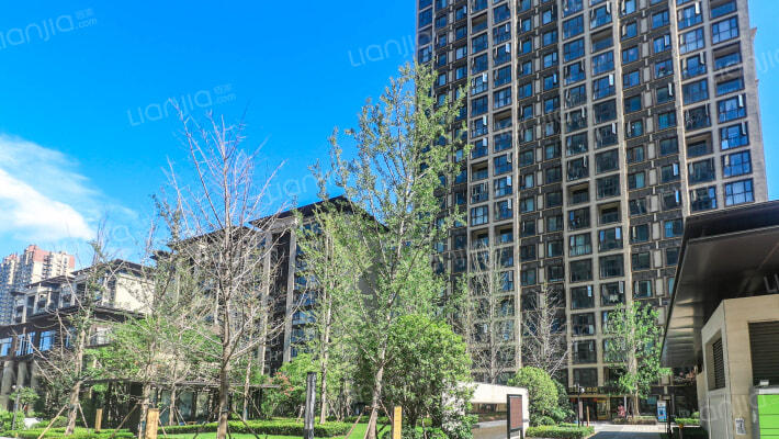 东方公馆外景图