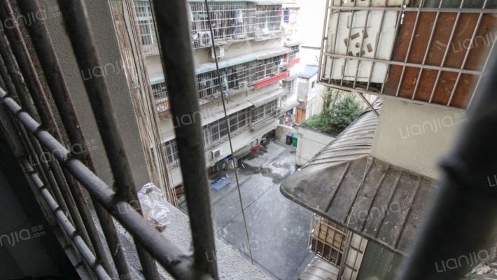 信丰民居外景图