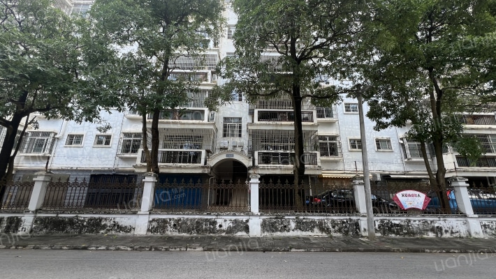 怡海新村泰苑公寓外景图