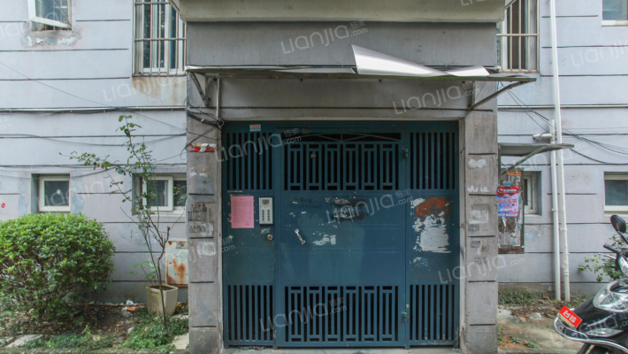 梅花三村外景图