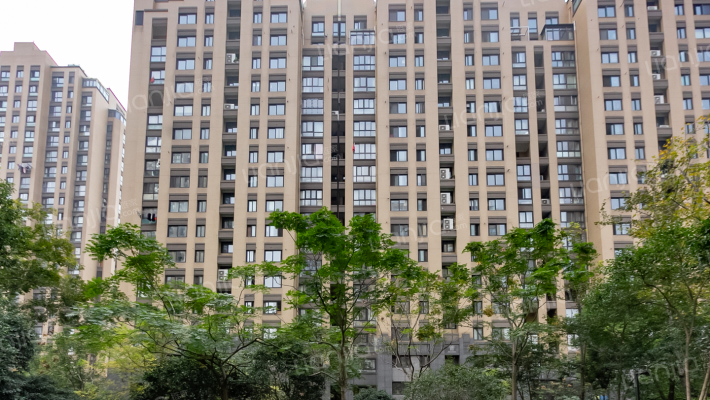 赞成 · 香林外景图