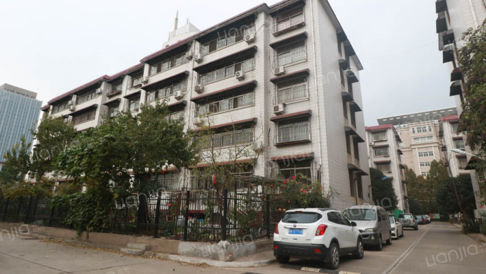 许昌市交通局住宅楼外景图