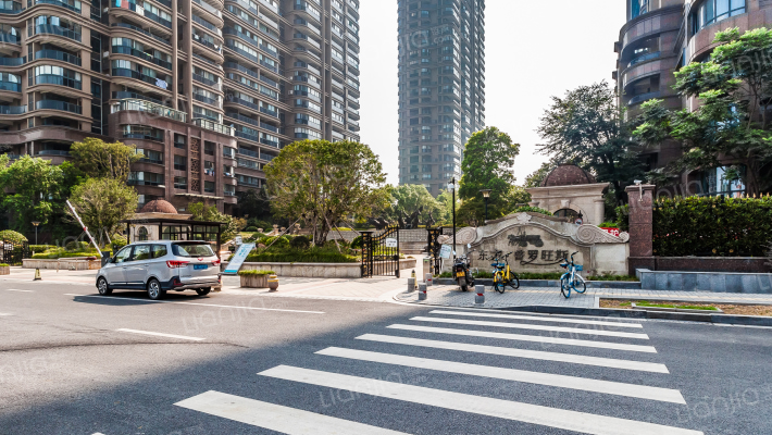 蔚蓝海岸外景图