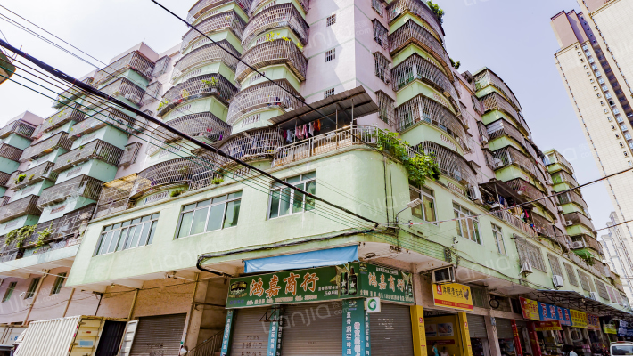 松景苑小区外景图