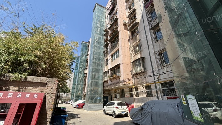 兰石厂88栋家属院外景图