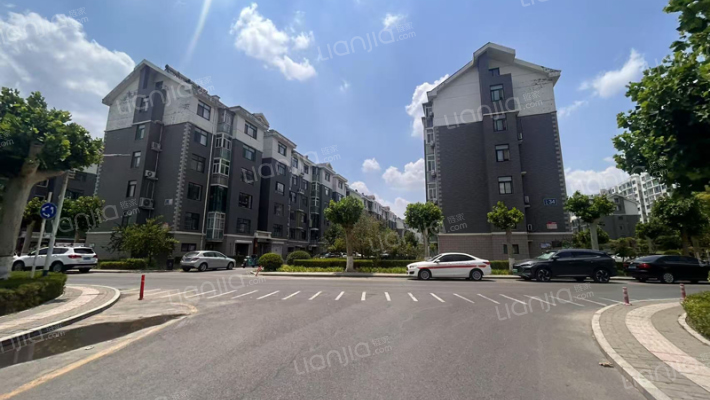 少海花园外景图