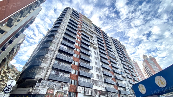 新冠业小区外景图