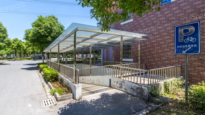 漕湖花园四区外景图