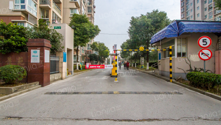 虹梅景苑一街坊外景图