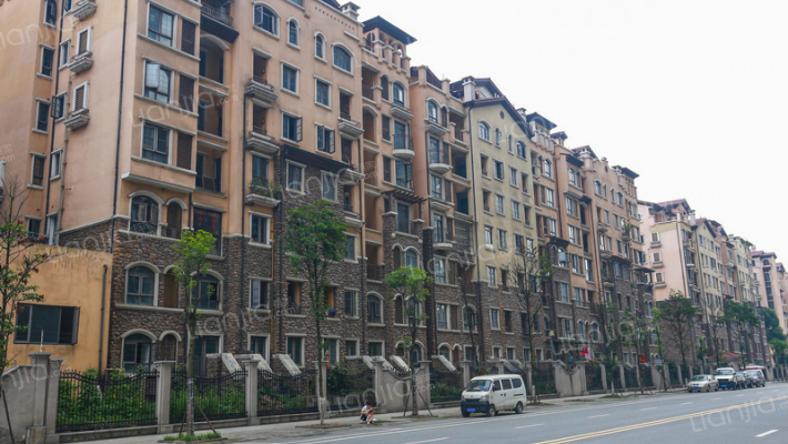 凤凰林溪郡外景图