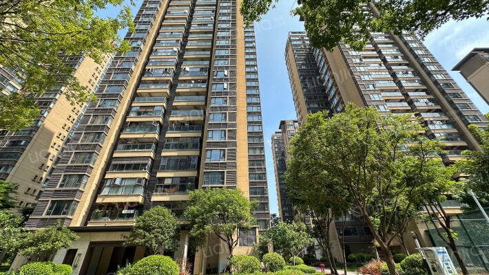 融创九棠府一期外景图