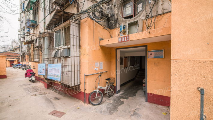 杜岭街115号院外景图