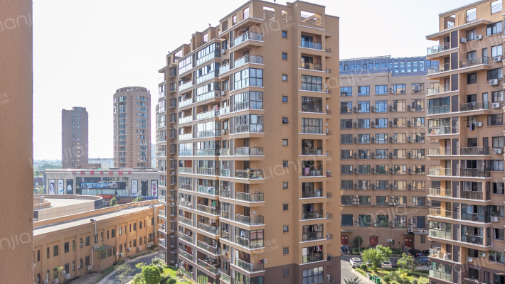 东厦天和园外景图