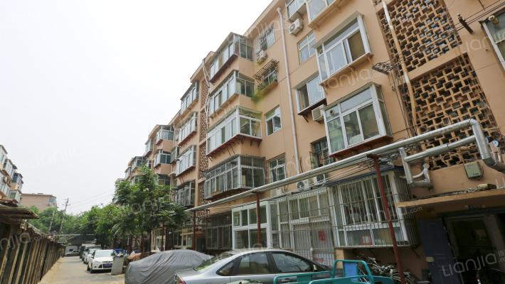 山大南路85号外景图