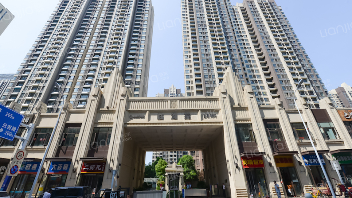 万达临湖苑B区外景图