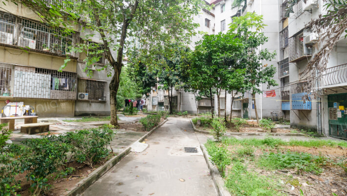 裕安花园外景图