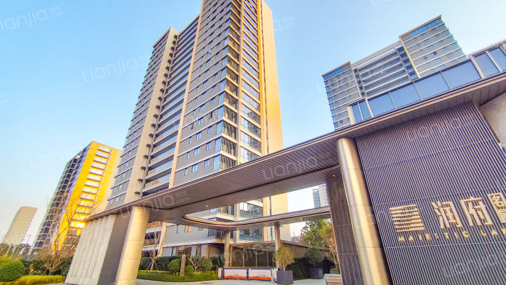 润府名园外景图