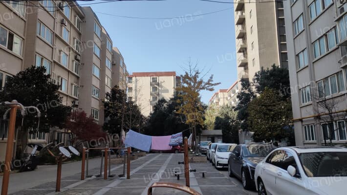 都市邻里外景图