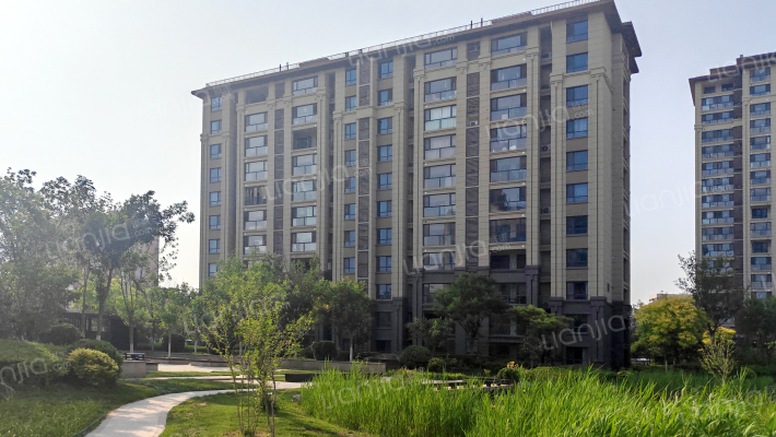 荣盛城东区外景图