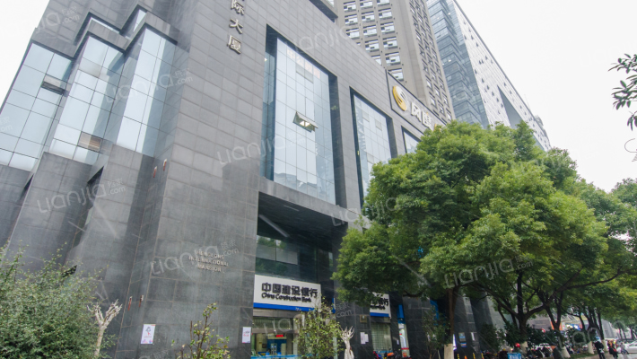 中隆国际大厦外景图