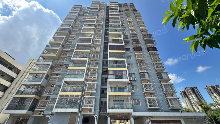 金腾江湾小区外景图