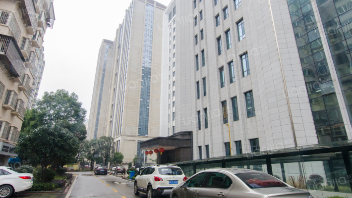 运成大厦外景图