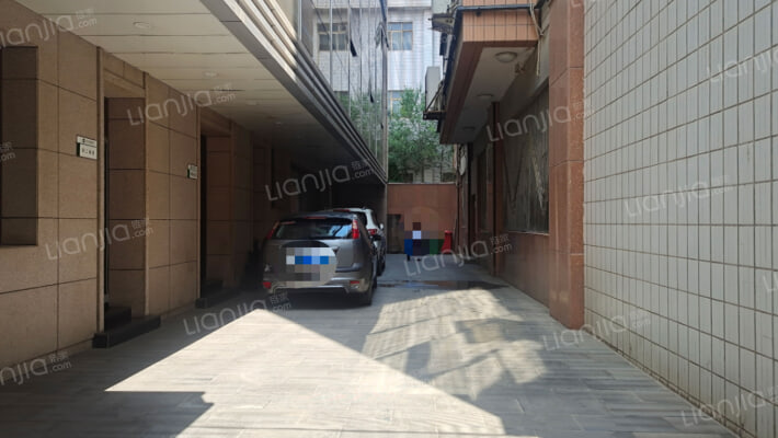 兰州农商银行家属楼外景图