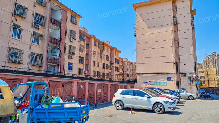 银丝新村外景图