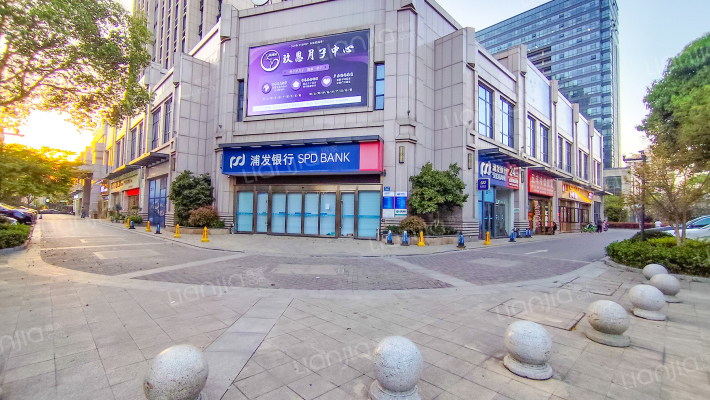 徽商大厦外景图