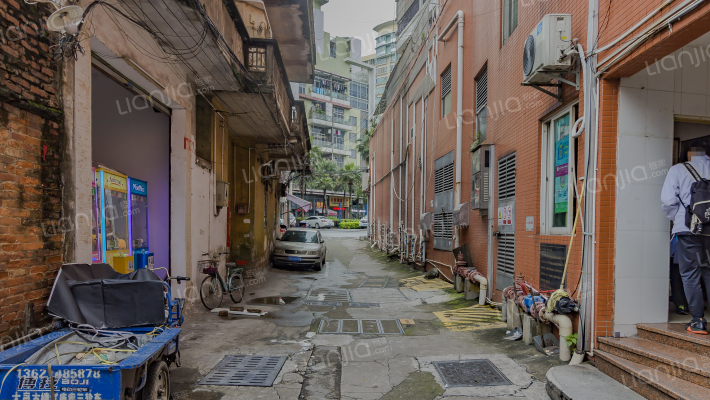 银丰豪庭外景图