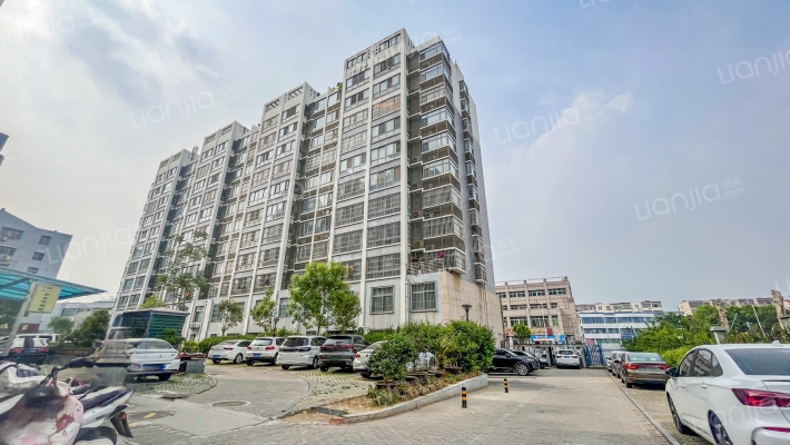 中天三里银和源外景图