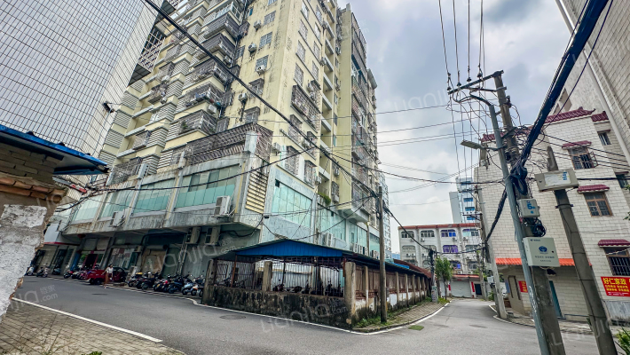 星海大厦外景图