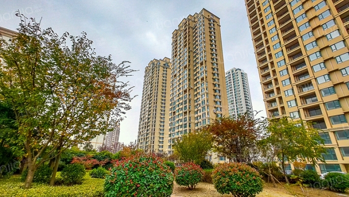 欧美世纪花园外景图