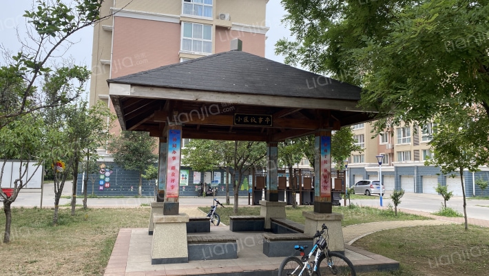 广圣苑小区外景图