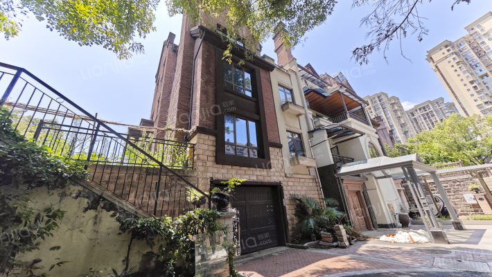 融创伊顿庄园二期外景图