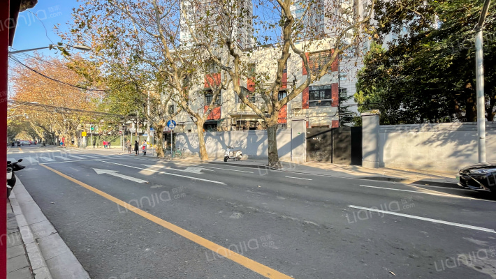 襄阳南路475号外景图