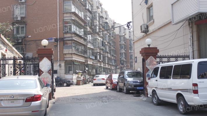 川南公寓外景图