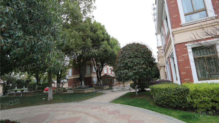 华苑别墅南区外景图