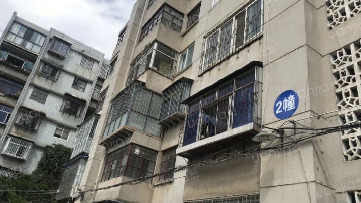 白云路326号外景图