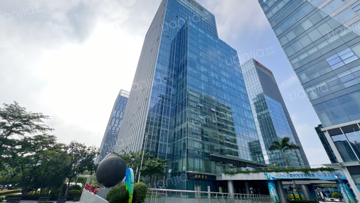 中国铁建环球中心外景图