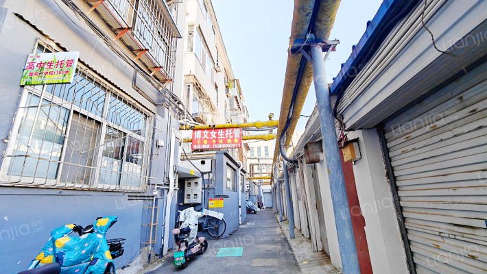 博文中学宿舍外景图