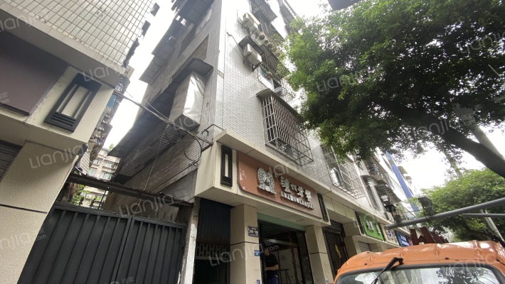 红建路北段244号外景图