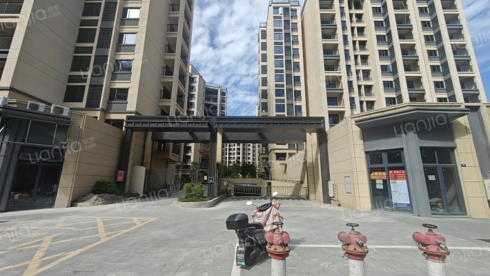 雅居乐金山雅郡外景图