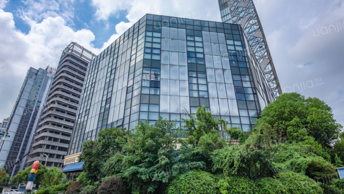 嘉弘广场外景图