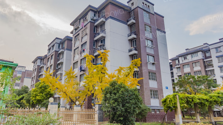 盐河花苑外景图