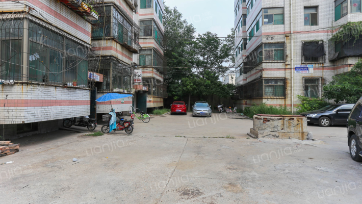 坞城小区外景图