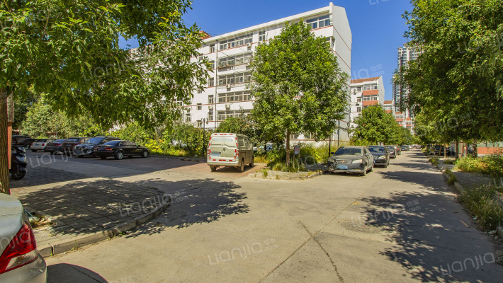 阳光小区西区外景图